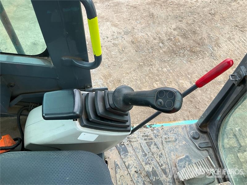 Kobelco SK55SRX-6E حفارات صغيرة أقل من 7 طن (حفارات صغيرة)