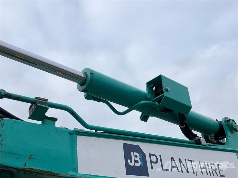 Kobelco SK55SRX-6E حفارات صغيرة أقل من 7 طن (حفارات صغيرة)