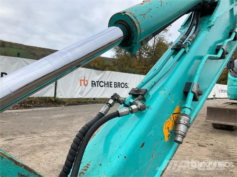 Kobelco SK55SRX-6E حفارات صغيرة أقل من 7 طن (حفارات صغيرة)