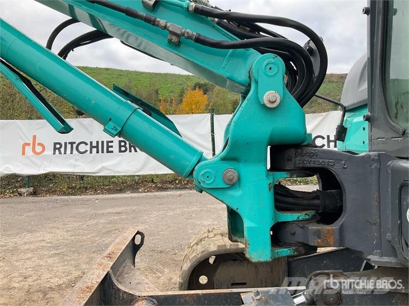Kobelco SK55SRX-6E حفارات صغيرة أقل من 7 طن (حفارات صغيرة)