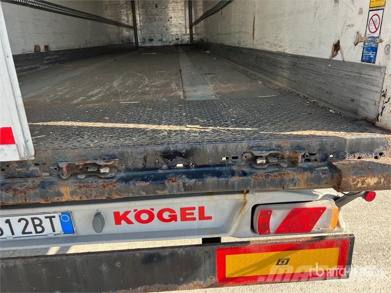 Kögel S24-3 Tri/A Van Trailer Anhänger-Kastenaufbau