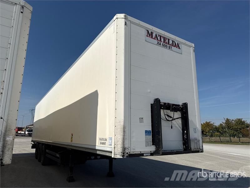 Kögel S24-3 Tri/A Van Trailer Furgons