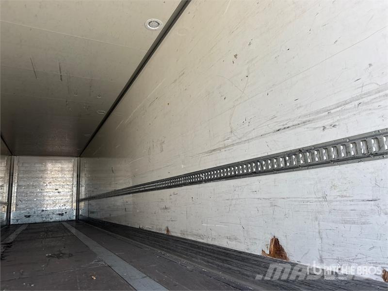 Kögel S24-3 Tri/A Van Trailer Furgons