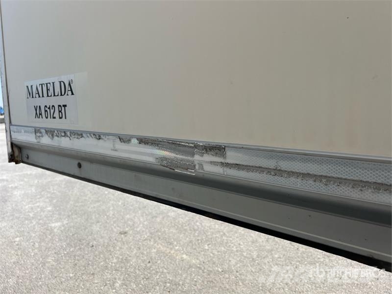 Kögel S24-3 Tri/A Van Trailer Anhänger-Kastenaufbau