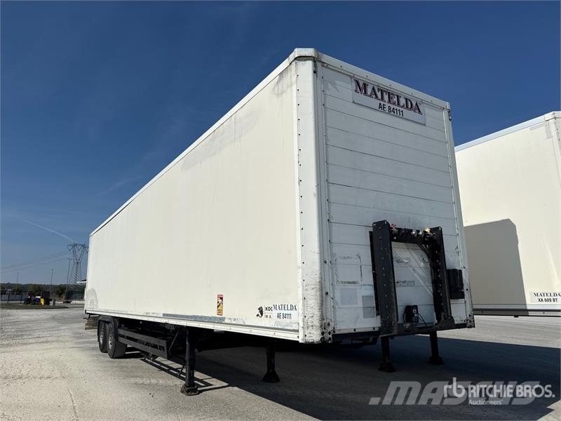 Kögel SPKH18 P90/1110 T/A Van Trailer Furgons