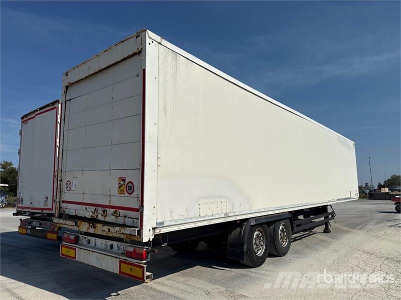 Kögel SPKH18 P90/1110 T/A Van Trailer Furgons