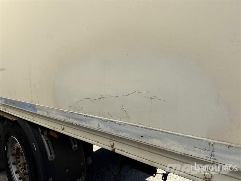 Kögel SPKH18 P90/1110 T/A Van Trailer Furgons