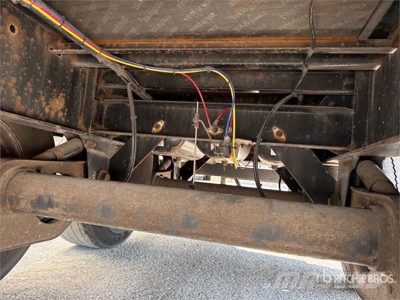 Kögel SPKH18 P90/1110 T/A Van Trailer Furgons