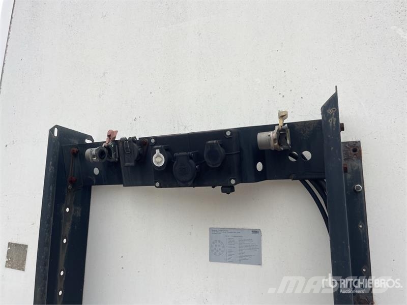 Kögel T/A Curtain Side Trailer Tents