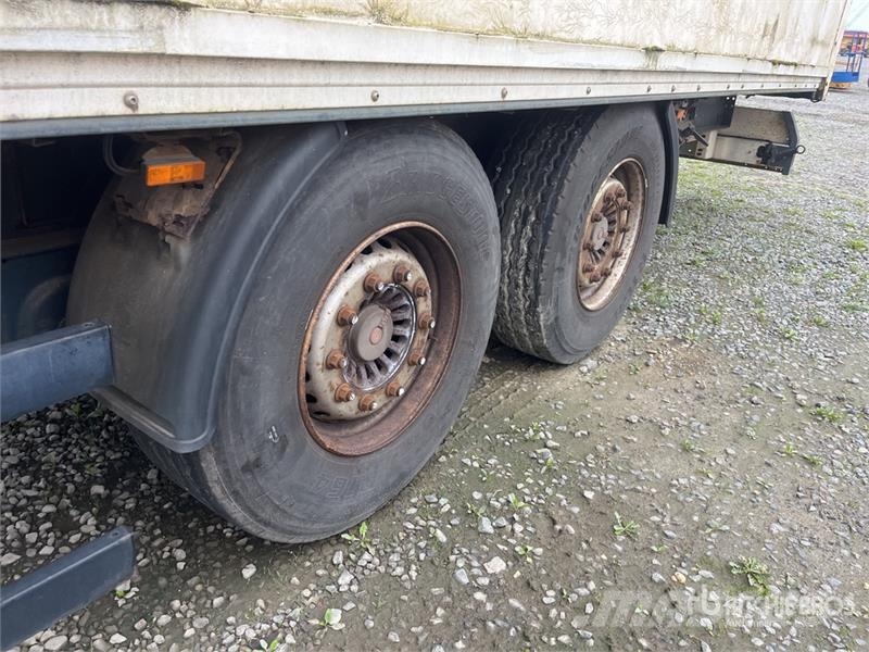 Kögel T/A Curtain Side Trailer Tents