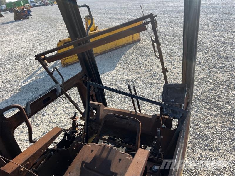  Komats PC210NLC Damaged Cab Kabine in notranjost
