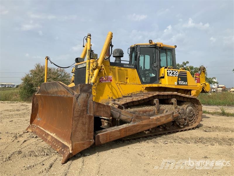 Komatsu D155AX-6 Crawler dozers