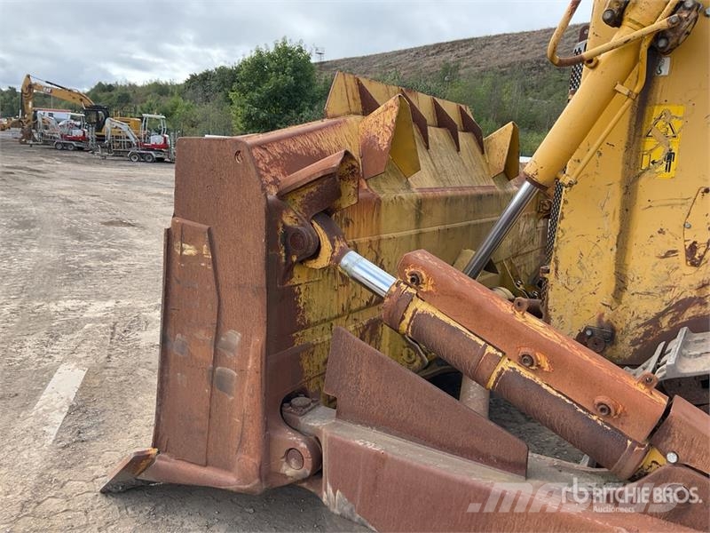 Komatsu D275AX-5 lánctalpas dózerek
