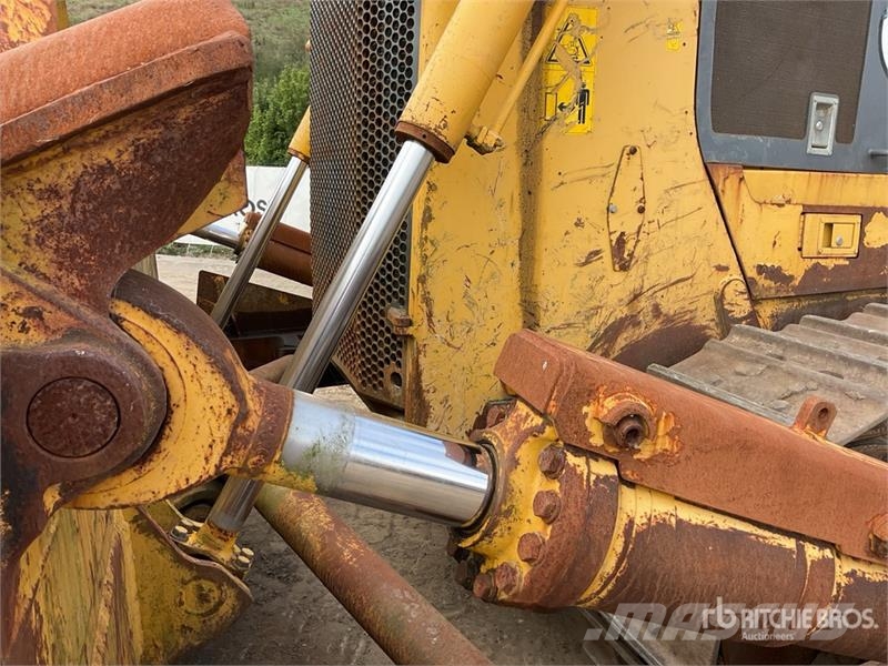 Komatsu D275AX-5 lánctalpas dózerek