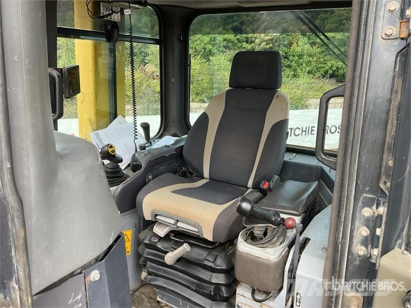 Komatsu D275AX-5 lánctalpas dózerek