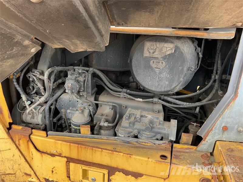 Komatsu D275AX-5 lánctalpas dózerek