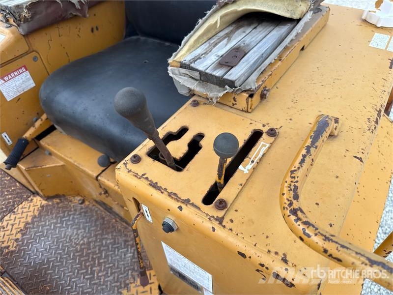 Komatsu D31S-16 Crawler Loader Nakladalci goseničarji