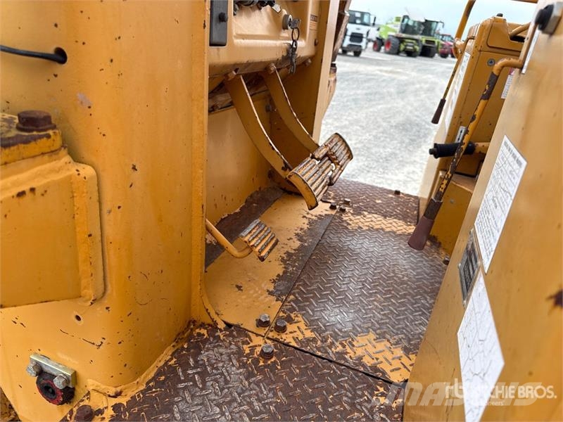 Komatsu D31S-16 Crawler Loader Nakladalci goseničarji