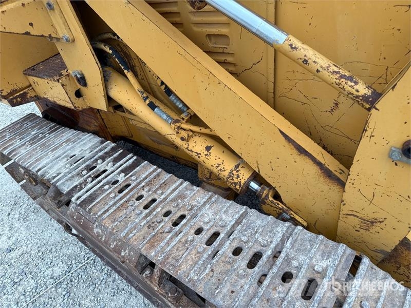 Komatsu D31S-16 Crawler Loader Nakladalci goseničarji