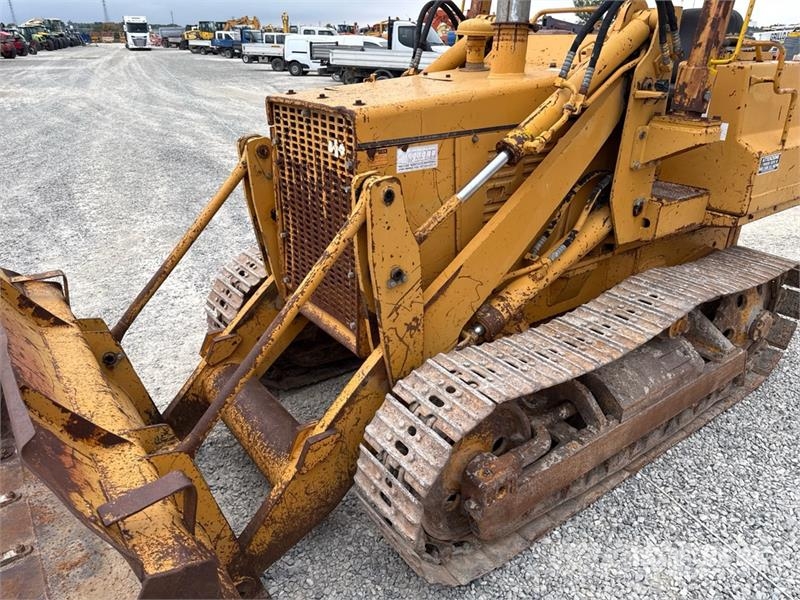 Komatsu D31S-16 Crawler Loader Nakladalci goseničarji