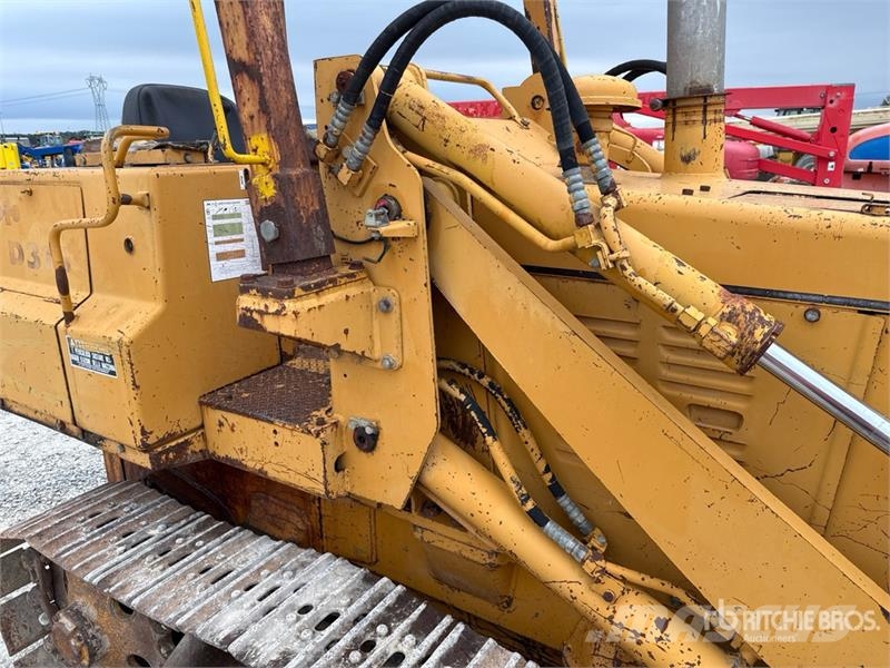 Komatsu D31S-16 Crawler Loader Nakladalci goseničarji