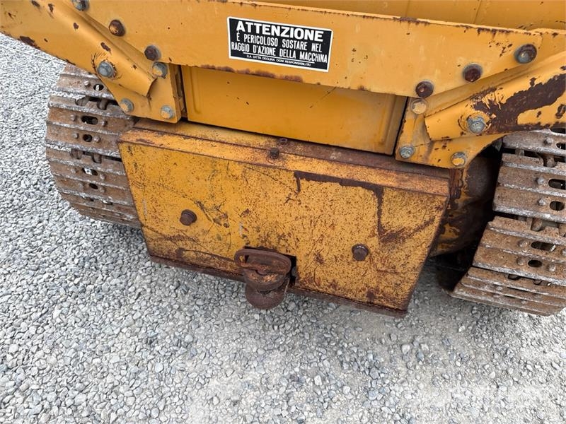 Komatsu D31S-16 Crawler Loader Nakladalci goseničarji