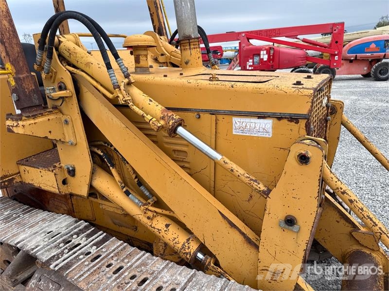 Komatsu D31S-16 Crawler Loader Nakladalci goseničarji