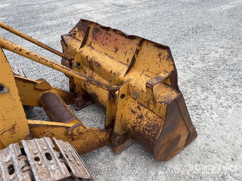 Komatsu D31S-16 Crawler Loader Nakladalci goseničarji