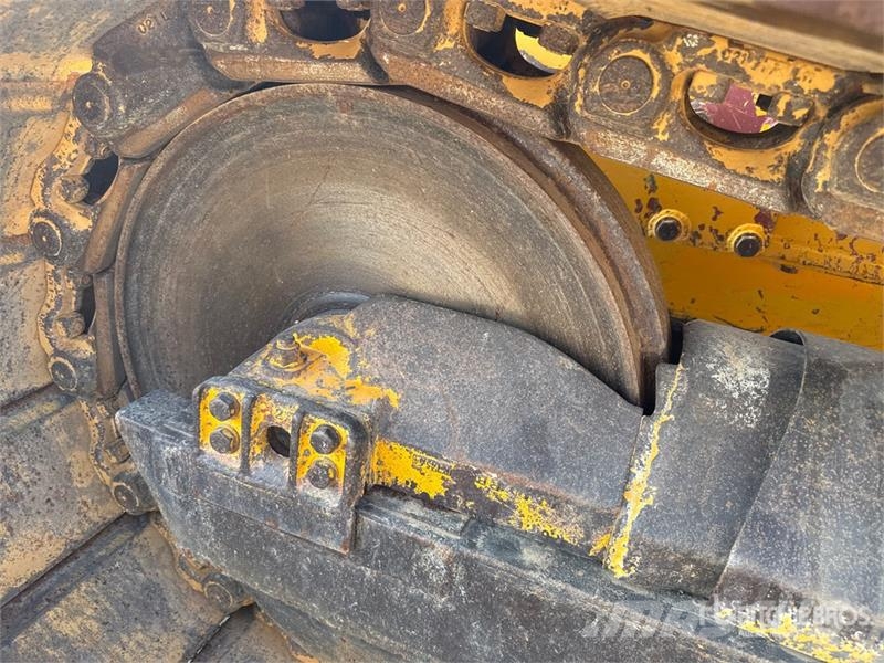 Komatsu D41P-3 Crawler Dozer Гусеничные бульдозеры