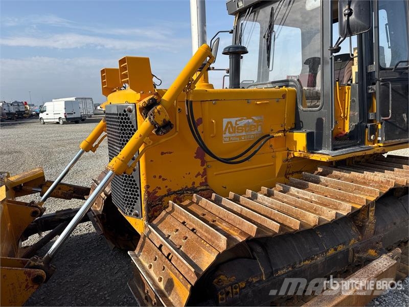 Komatsu D41P-3 Crawler Dozer Гусеничные бульдозеры