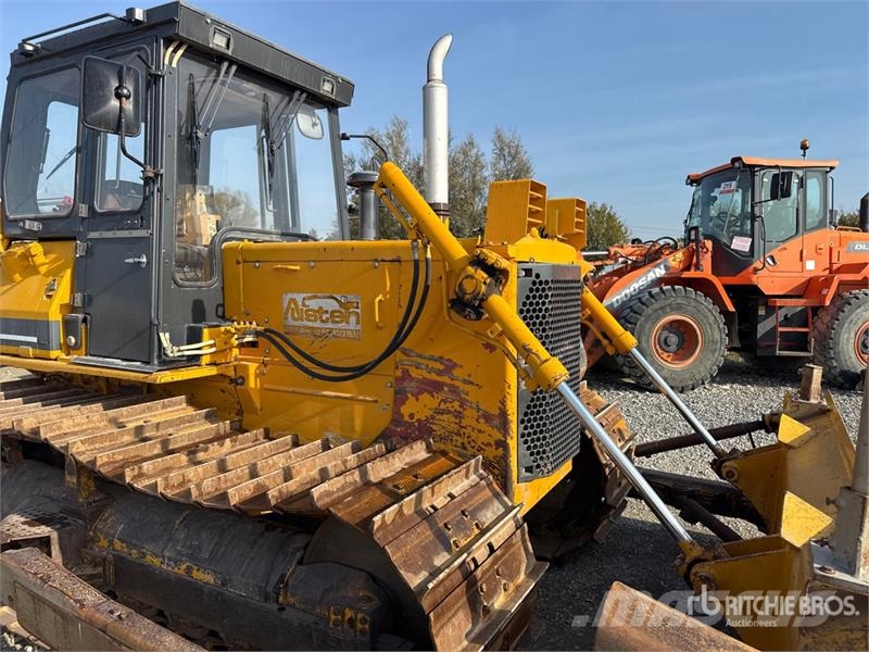 Komatsu D41P-3 Crawler Dozer Гусеничные бульдозеры