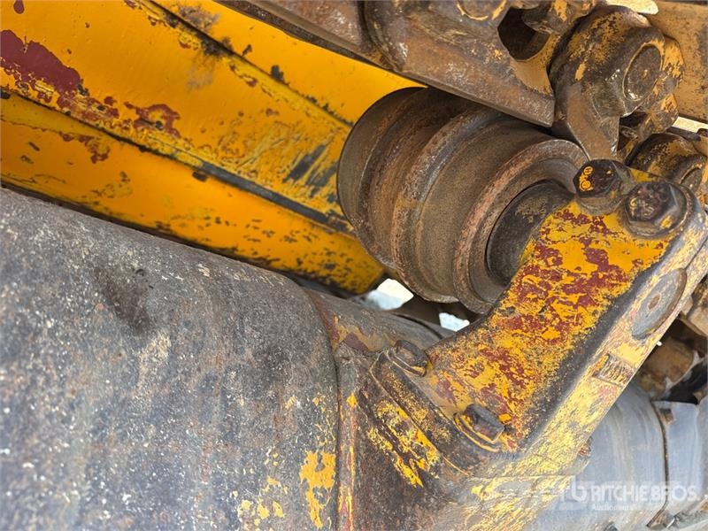 Komatsu D41P-3 Crawler Dozer Гусеничные бульдозеры