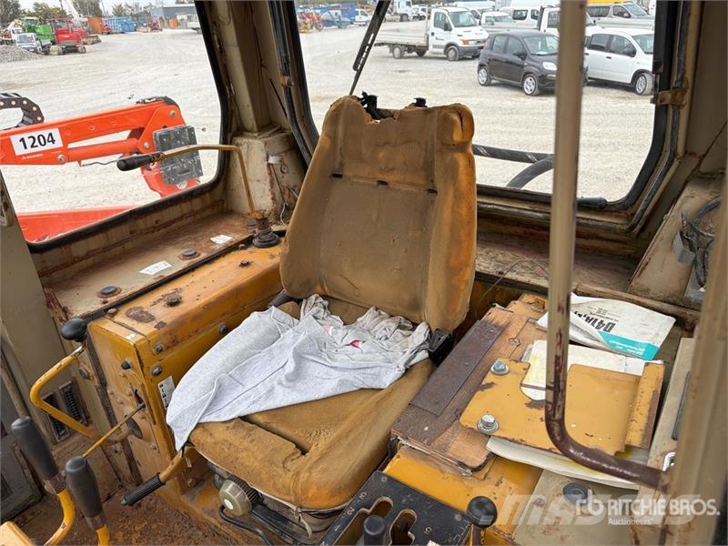 Komatsu D41PX Crawler Dozer Buldožeri gusjeničari