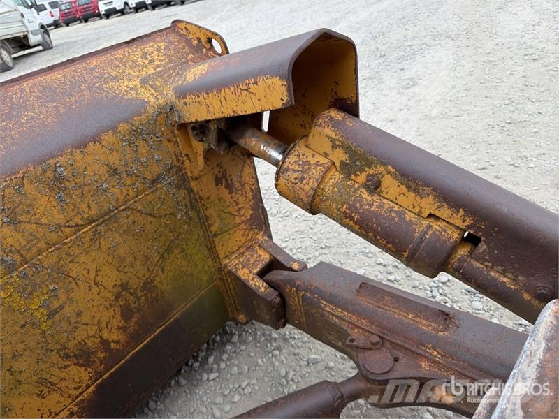 Komatsu D41PX Crawler Dozer Buldožeri gusjeničari