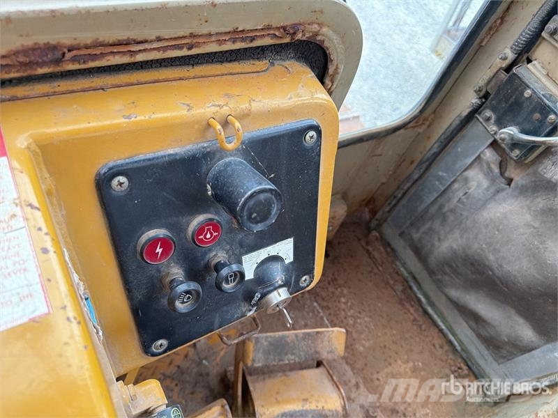 Komatsu D41PX Crawler Dozer Buldožeri gusjeničari