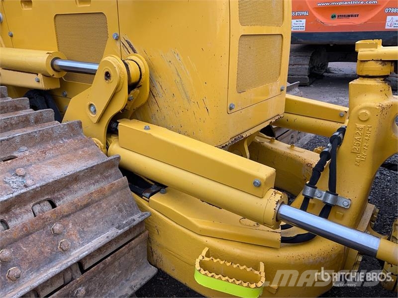 Komatsu D51PX-24EO Crawler Dozer Crawler dozers