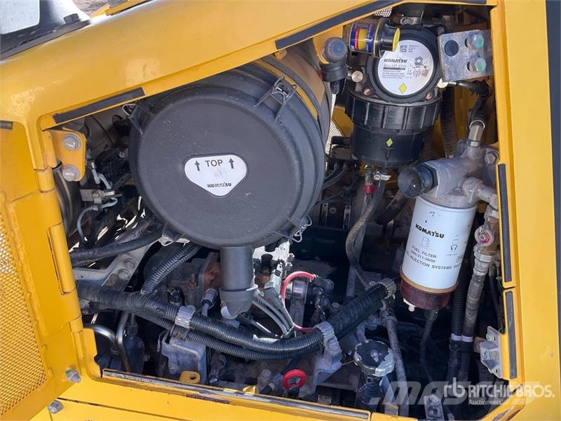 Komatsu D61EX Rupsdozers