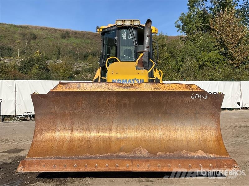 Komatsu D61EX Rupsdozers