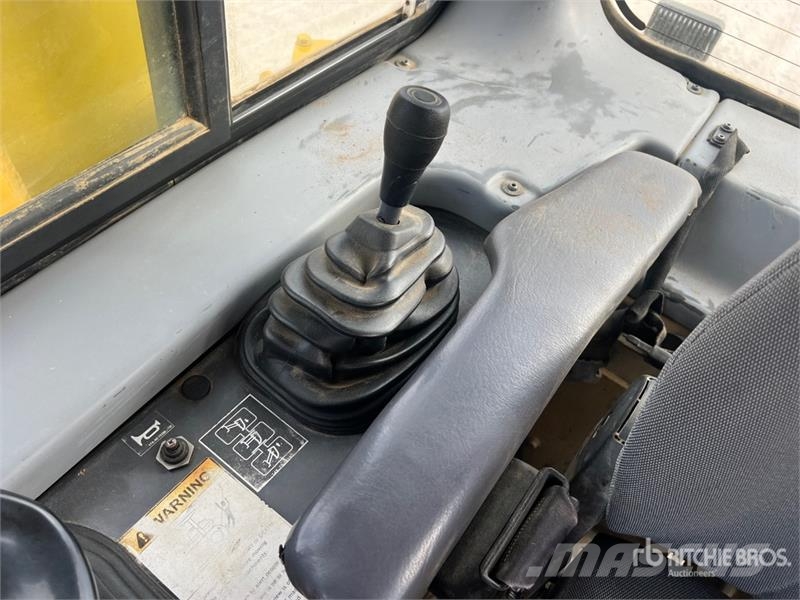 Komatsu D61EX-15 lánctalpas dózerek