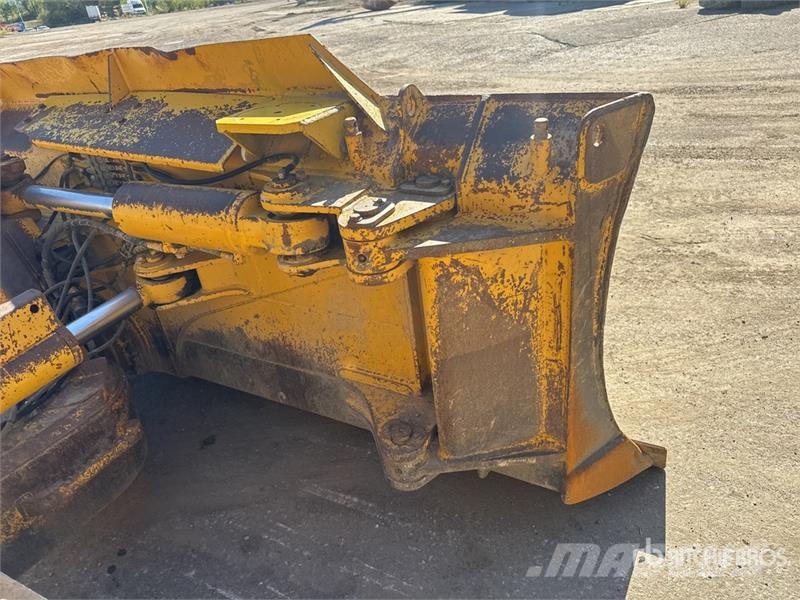 Komatsu D61PX-15E0 履带式推土机