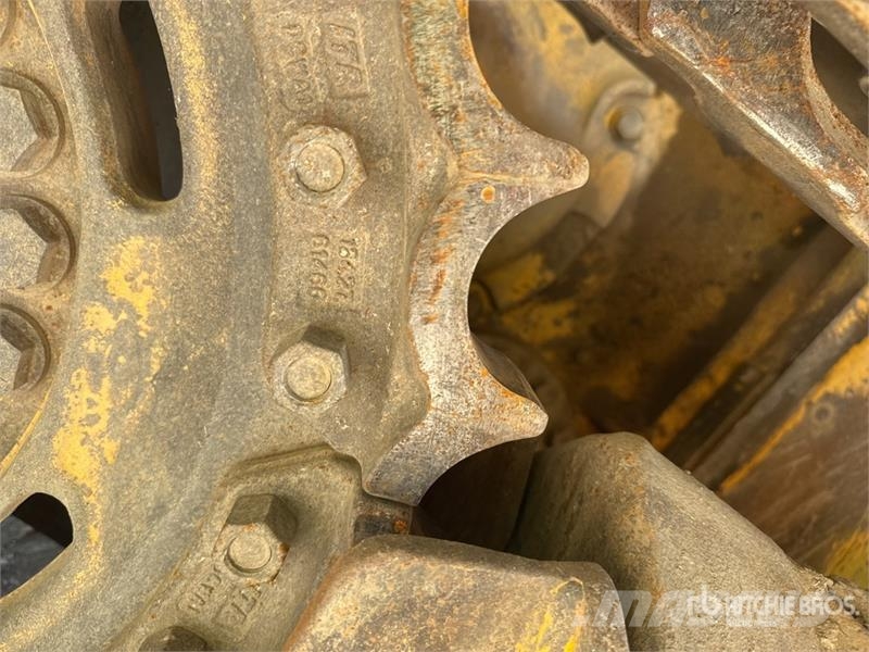 Komatsu D61PX-15E0 履带式推土机