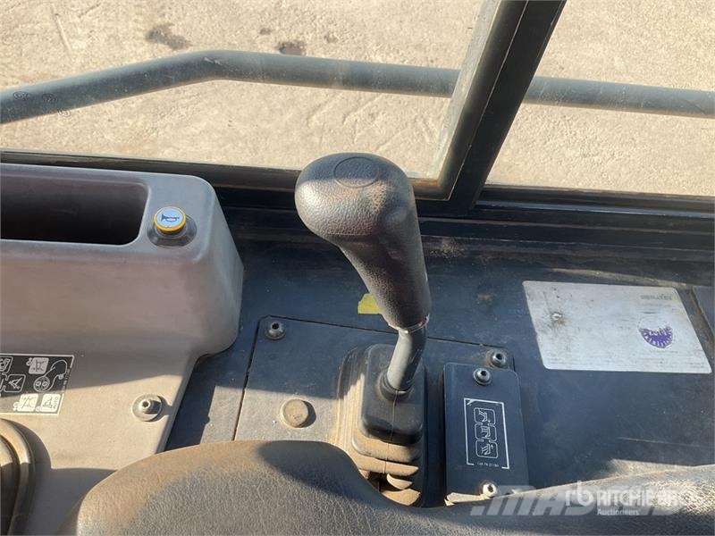 Komatsu D61PX-23 Гусеничные бульдозеры