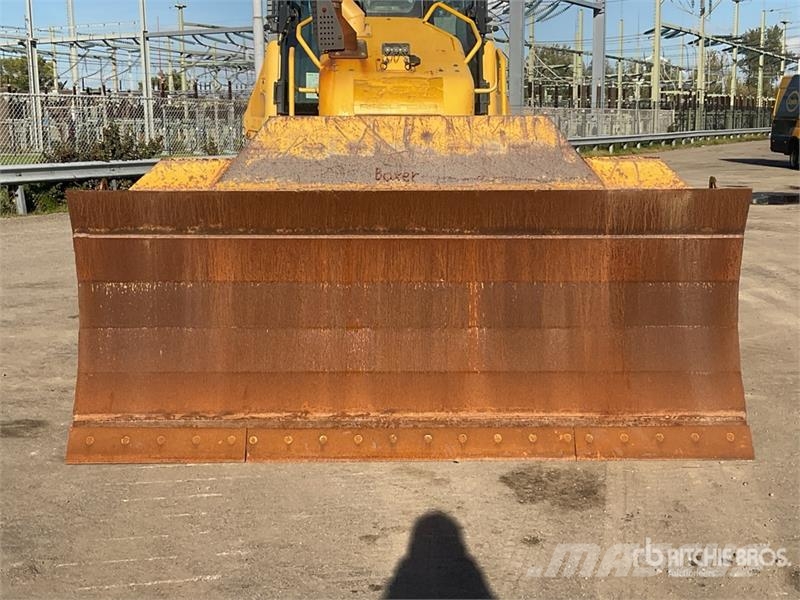 Komatsu D61PX-23 Гусеничные бульдозеры
