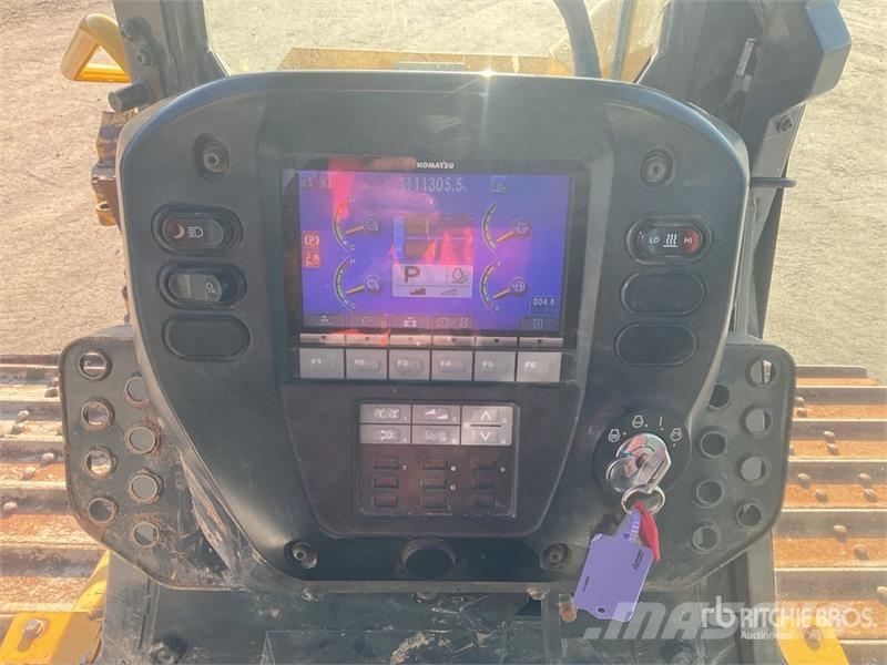 Komatsu D61PX-23 Гусеничные бульдозеры