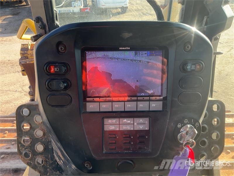 Komatsu D61PX-23 Гусеничные бульдозеры
