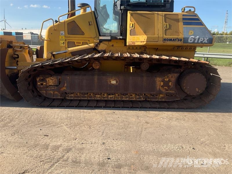 Komatsu D61PX-23 Гусеничные бульдозеры