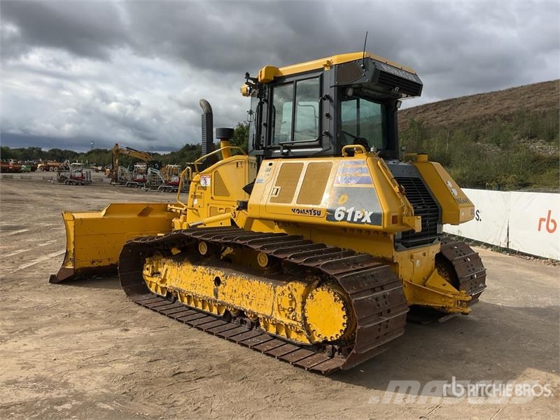 Komatsu D61PX-24 Buldožeri guseničari