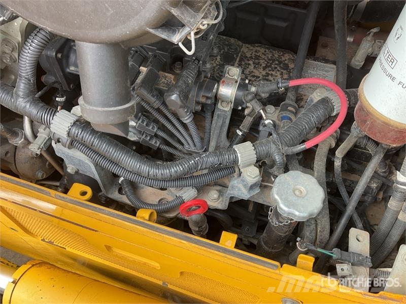 Komatsu D61PX-24 Buldožeri guseničari