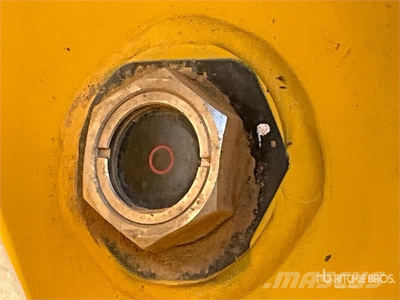 Komatsu D61PXI-24 Crawler Dozer Buldozer sobre oruga