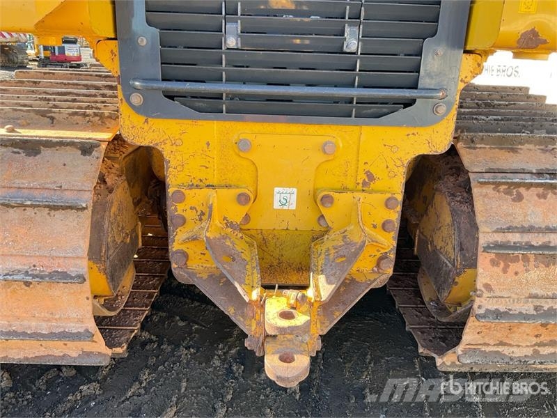 Komatsu D61PXI-24 Crawler Dozer Buldozer sobre oruga